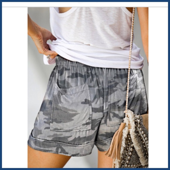 Gray Camo drawstring shorts - Picture 2 of 7